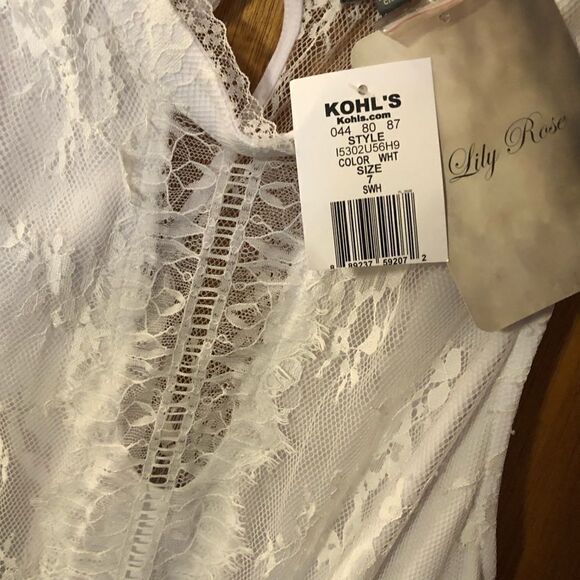 Lilly rose dress - Picture 3 of 8